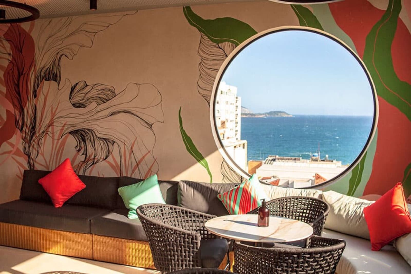 Astoria Ipanema · Rooftop con vista al mar